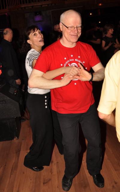 min 2010 02 14 station danse 375